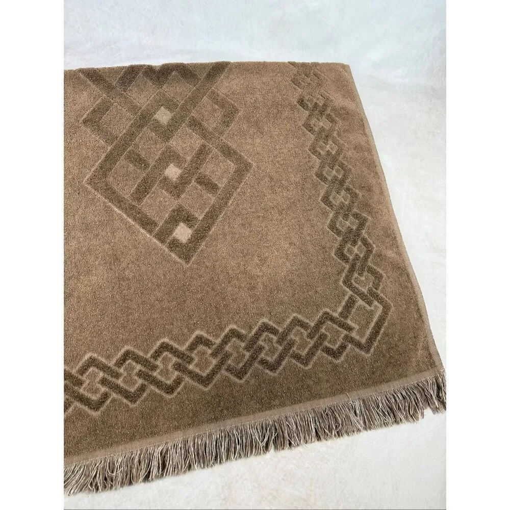 Vintage Cannon Brown Geometric Bath Towel 23x42” 1970s